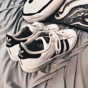 White Adidas Superstars